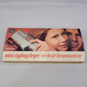 GE Vintage 600 Watts Hair Dryer Model SD3 Mist Styling Comb made Japan